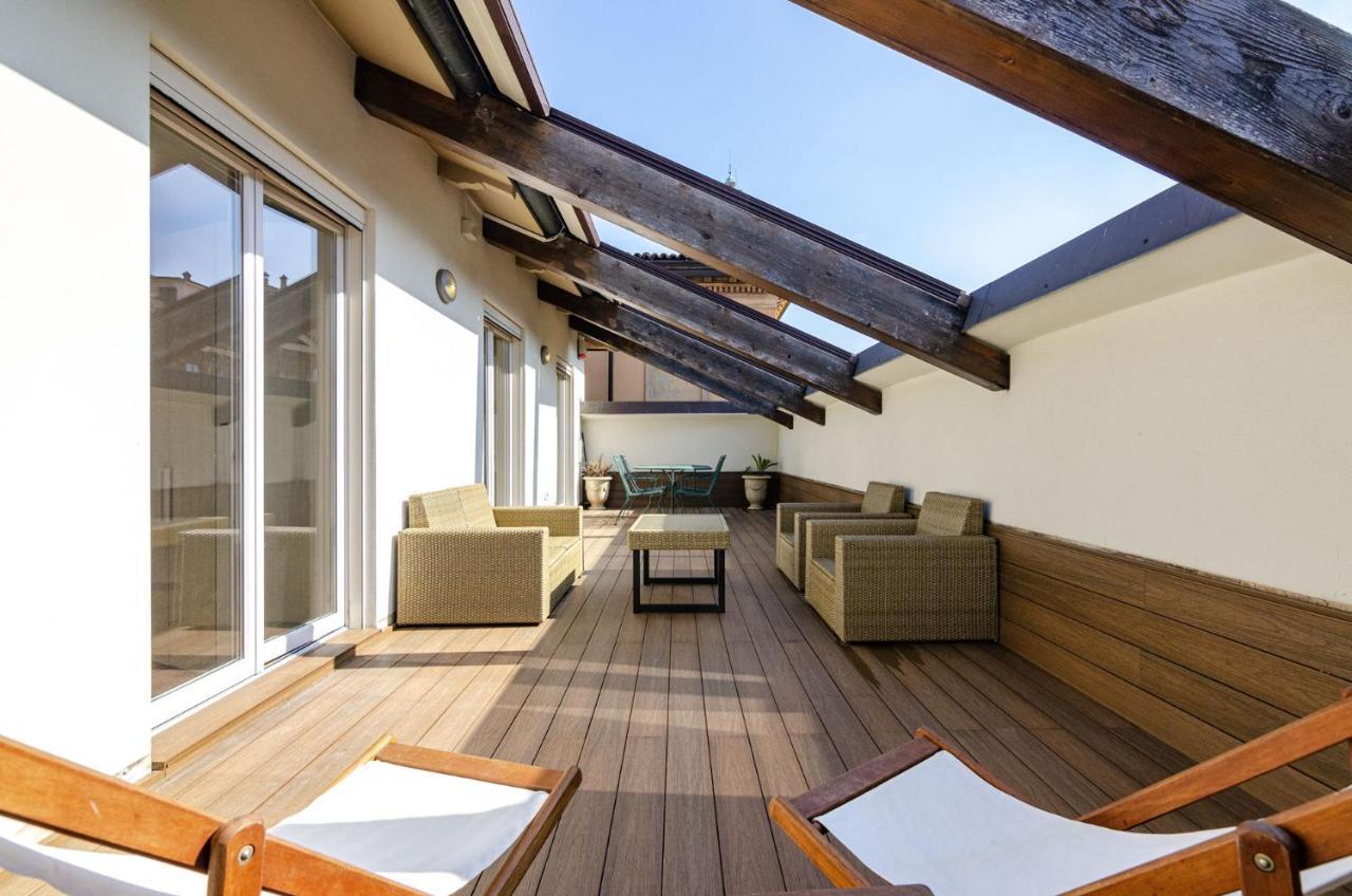 Rizzoli Terrace Apartment Bologna Esterno foto