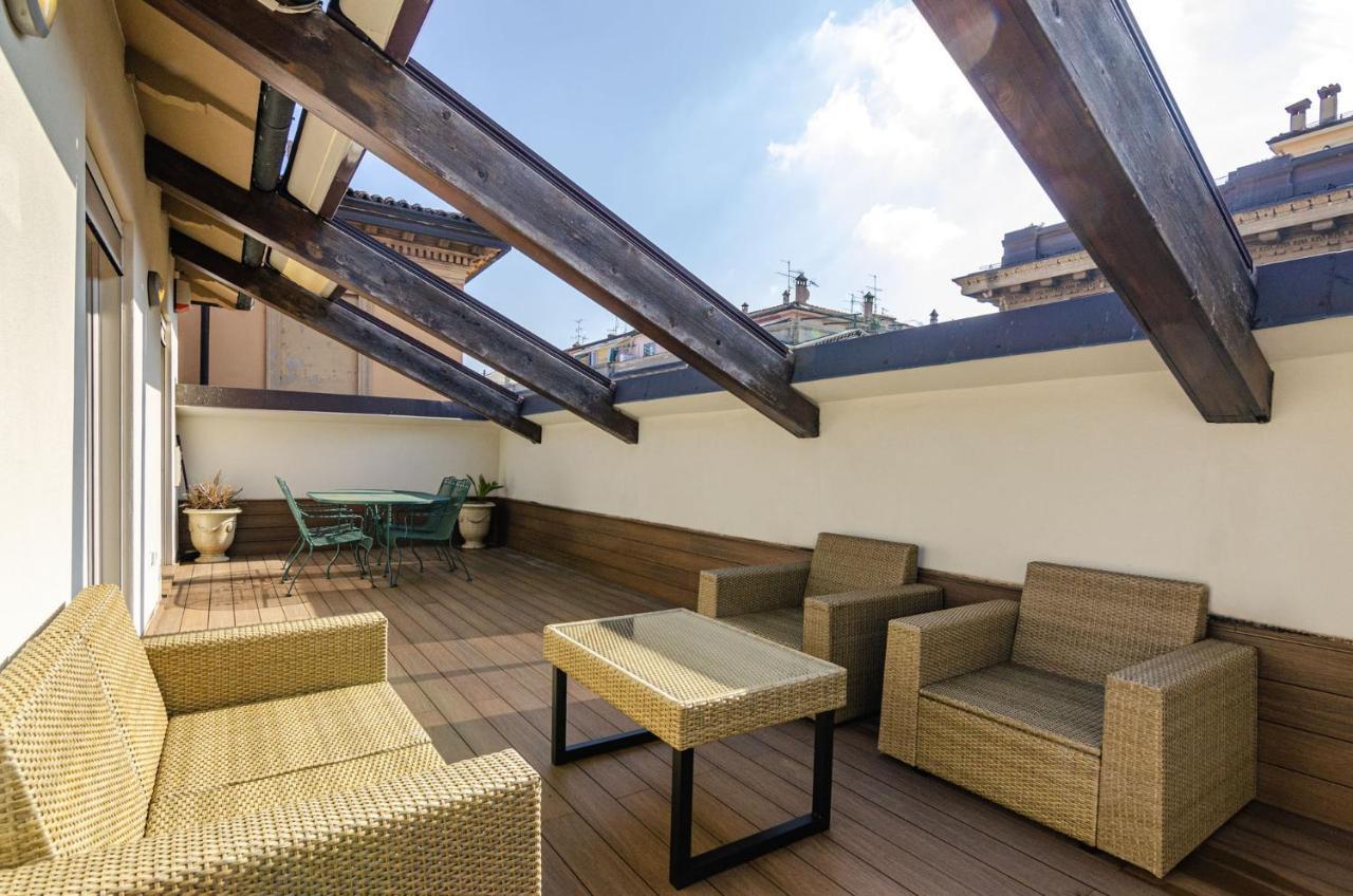 Rizzoli Terrace Apartment Bologna Esterno foto